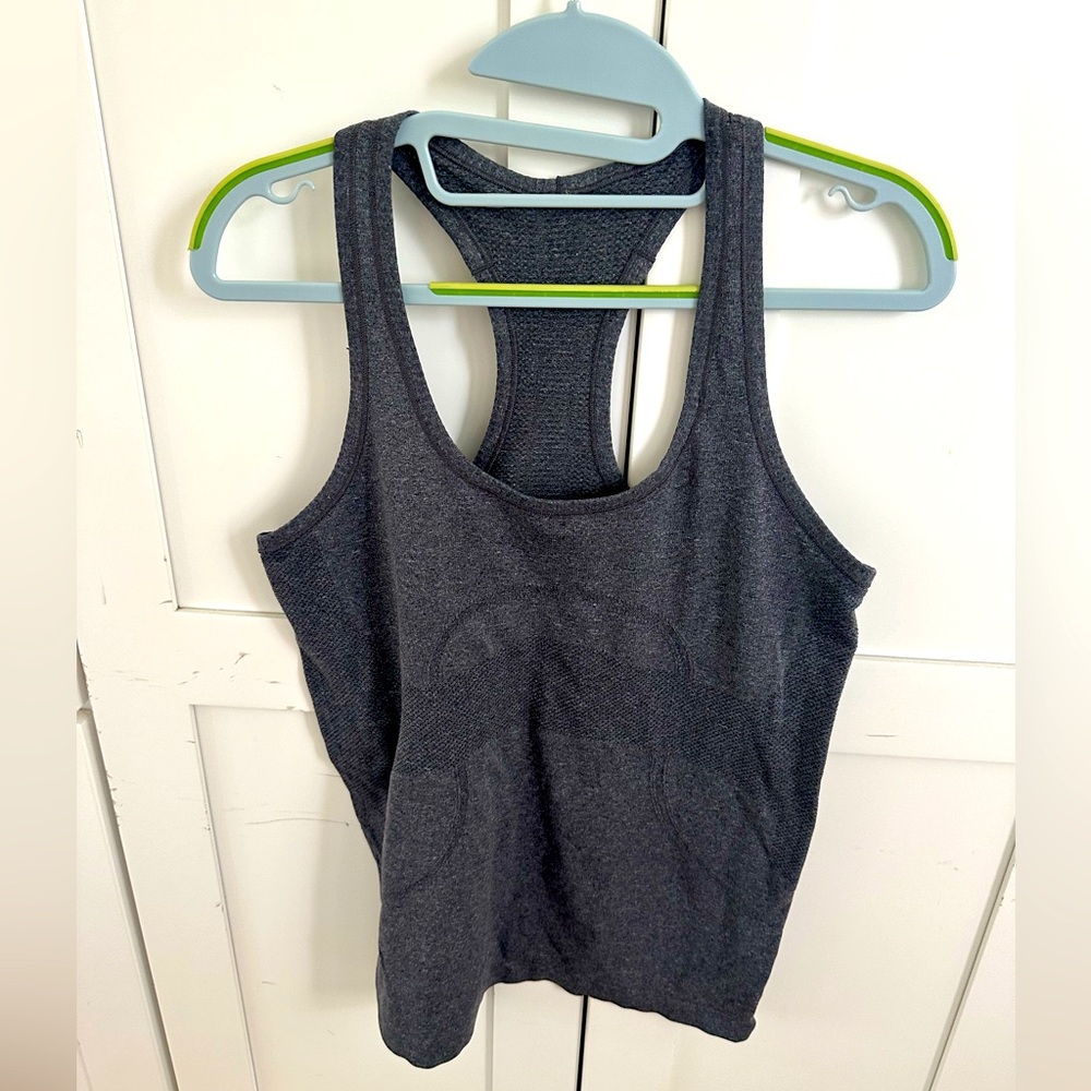 Lululemon classic work out tank top